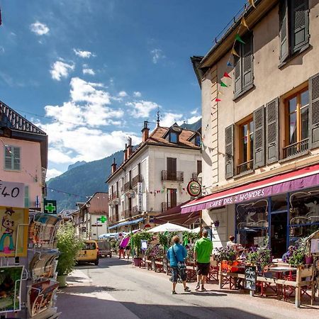 Studio Au Pied Des Montagnes Le Bourg-d'Oisans Bagian luar foto
